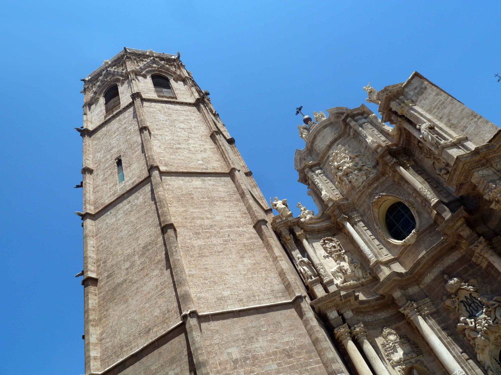 Una torre emblemática de Valencia - Guias.travel