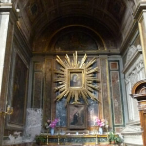 Iglesia de Santi Vincenzo e Anastasio a Trevi de todo corazón